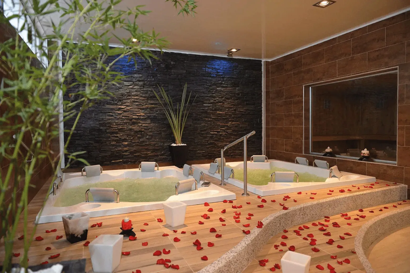 Sauna, turco, jacuzzi, masajes relajantes en bogotá.